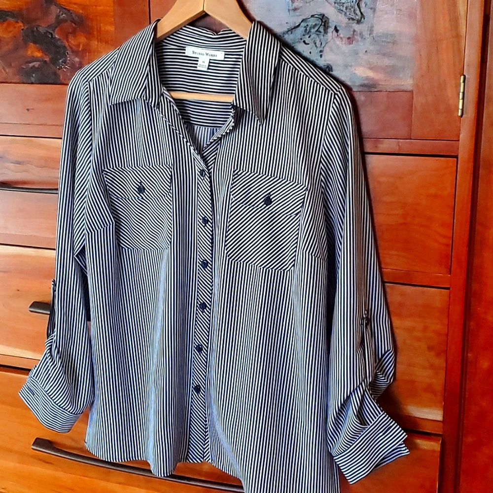 Like New Studio Works M women's blouse, BW stripe, silky feel great tailoring